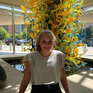 Meet your Posher, Madison